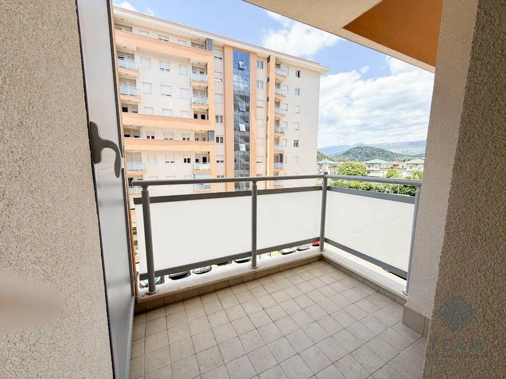 Rent, one bedroom apartment, 43m², City Kej, Podgorica