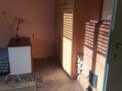 Izdavanje, trosoban stan, 95m², Centar, Novi Sad - image 5