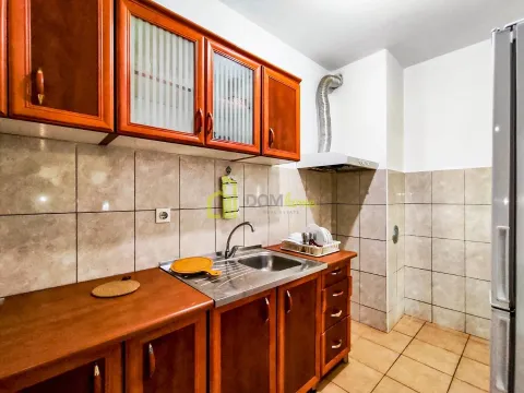 Izdavanje, dvosoban stan, 64m², Stari Aerodrom, Podgorica - image 9