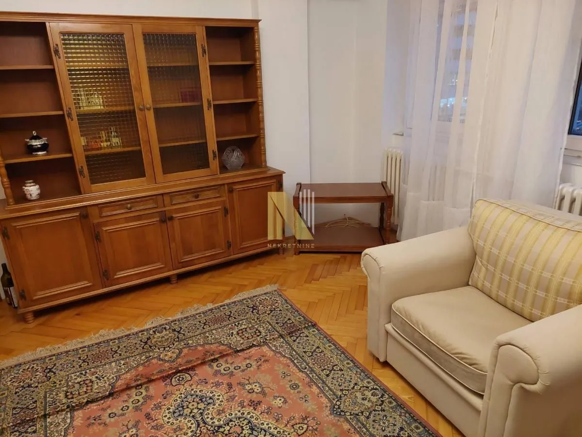 Izdavanje, dvosoban stan, 48m², Grbavica, Novi Sad Sve Podlokacije