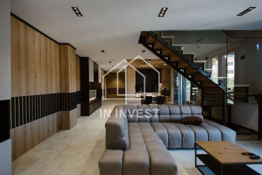 Sale, office space, 960m², Centar, Čajetina