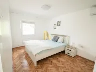 Izdavanje, kuća, 163m², Petrovaradin, Novi Sad - image 15