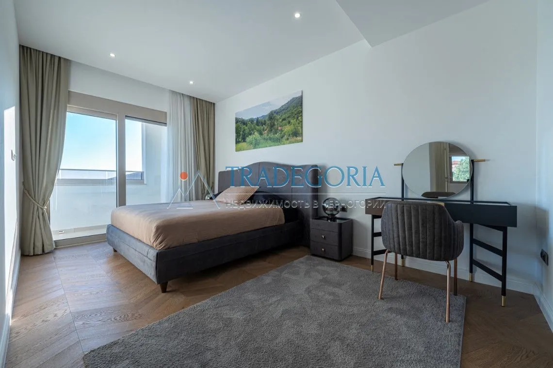 Prodaja, kuća, 290m², Krimovica, Kotor