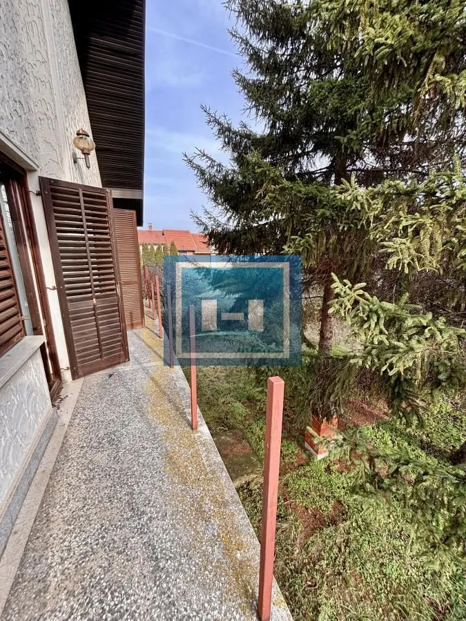 Prodaja, kuća, 300m², Budžino brdo, Jagodina