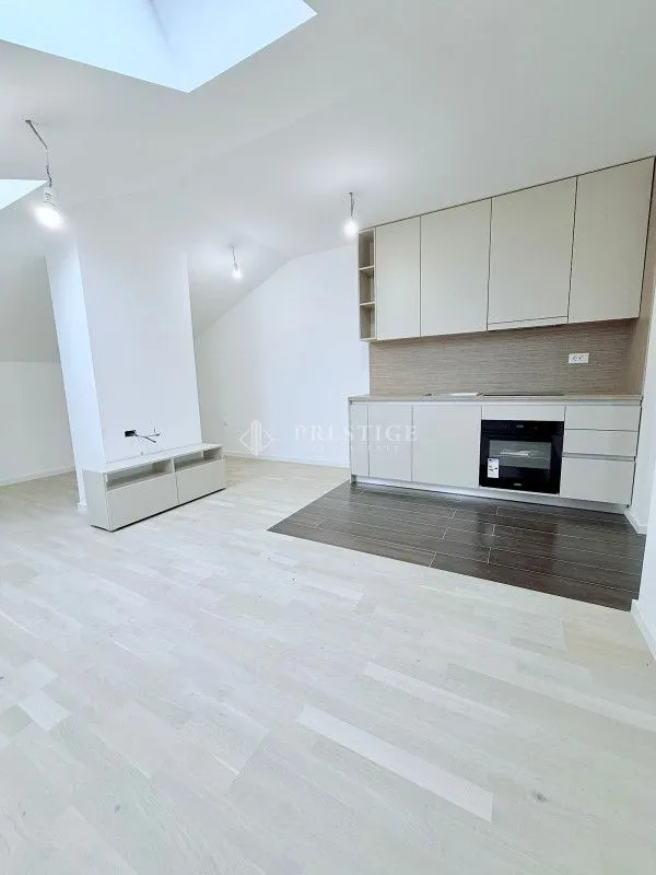Prodaja, jednosoban stan, 52m², Tološi, Podgorica