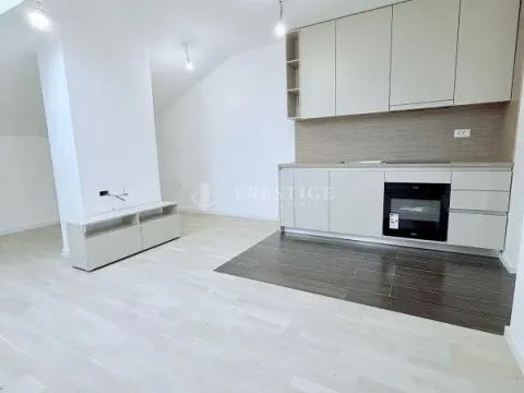 Prodaja, jednosoban stan, 52m², Tološi, Podgorica - image 2