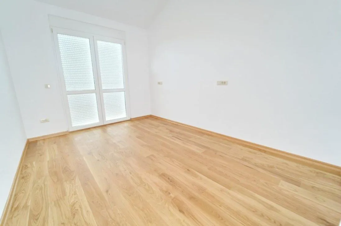 Sale, house, 200m², Hladna Uvala, Bar