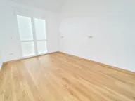 Prodaja, kuća, 200m², Hladna Uvala, Bar - image 6