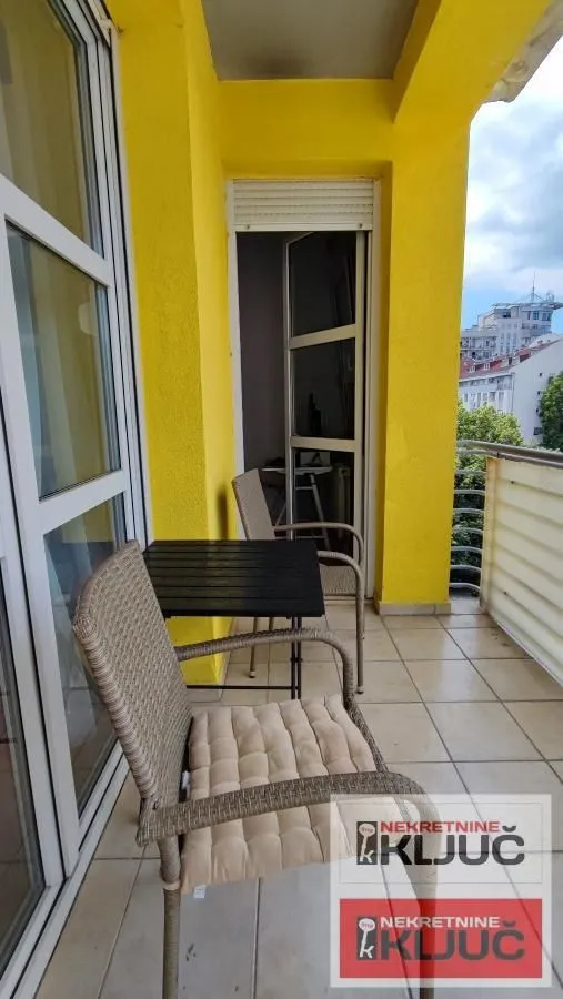 Izdavanje, dvosoban stan, 62m², Spens, Novi Sad Sve Podlokacije