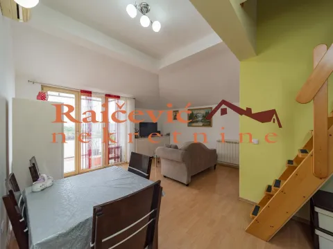 Izdavanje, trosoban stan, 65m², Kluz, Zvezdara Sve Podlokacije - image 2