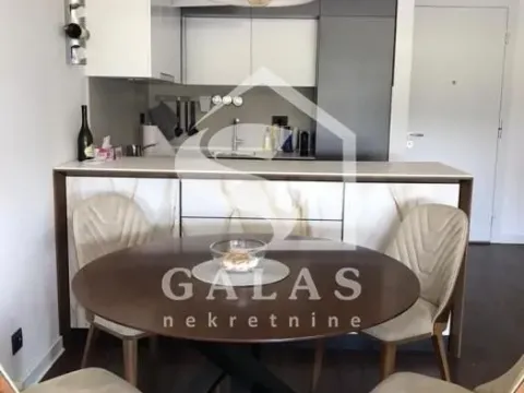 Izdavanje, trosoban stan, 75m², Novi Beograd Blok 67, Novi Beograd Sve Podlokacije - image 9