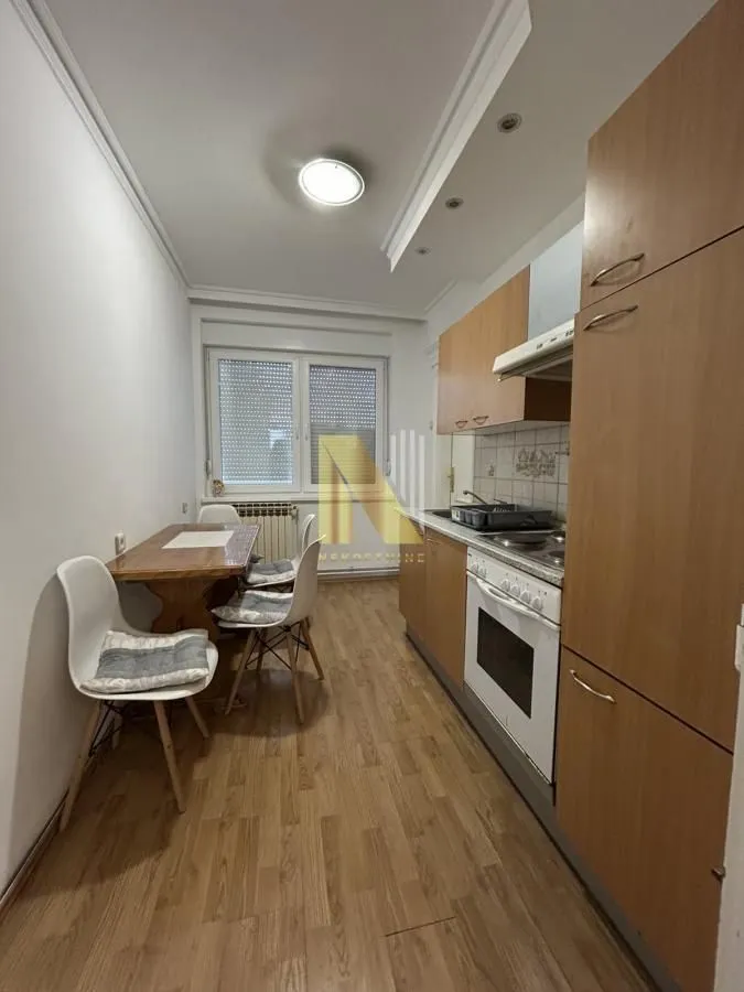 Izdavanje, dvosoban stan, 59m², Adamovićevo Naselje, Novi Sad Sve Podlokacije