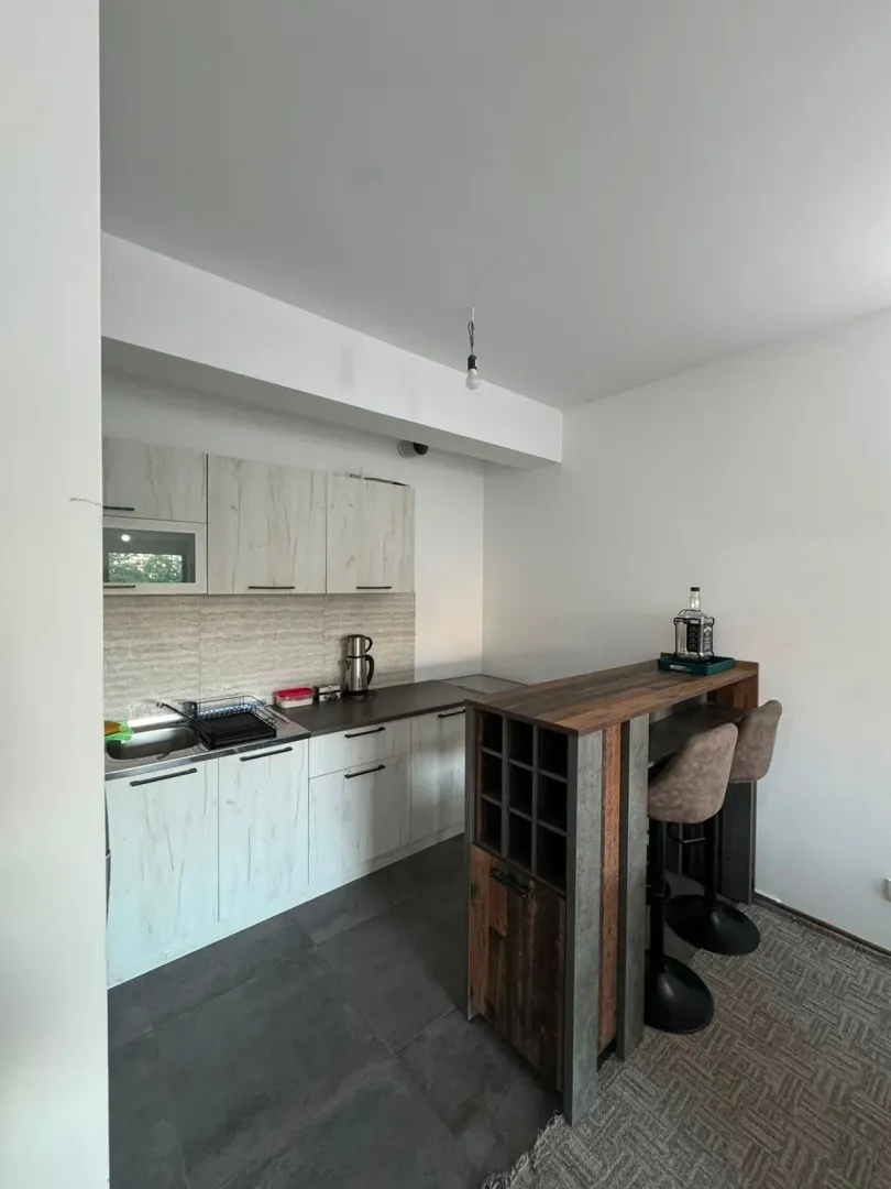 Rent, two bedroom apartment, 80m², Podgorica, Crna Gora