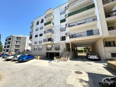 Izdavanje, jednosoban stan, 50m², Stara Varoš, Podgorica - image 2