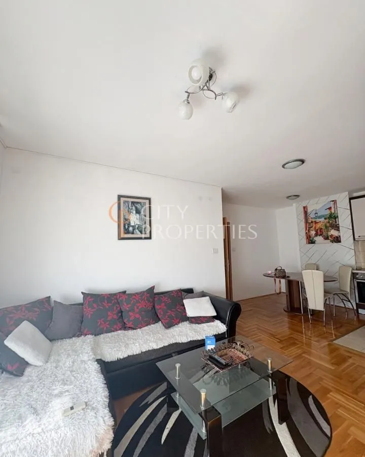 Rent, apartment, 60m², Podgorica, Crna Gora