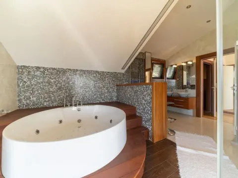 Sale, house, 310m², Dub, Kotor - image 16