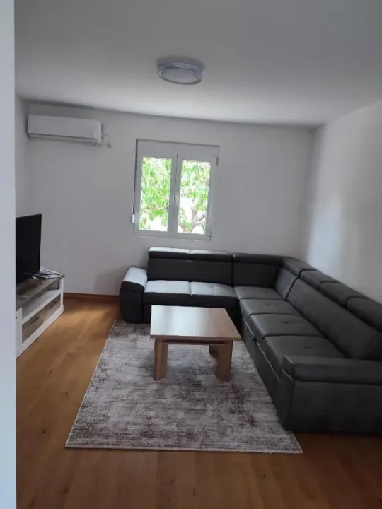 Rent, house, 60m², Zagorič, Podgorica