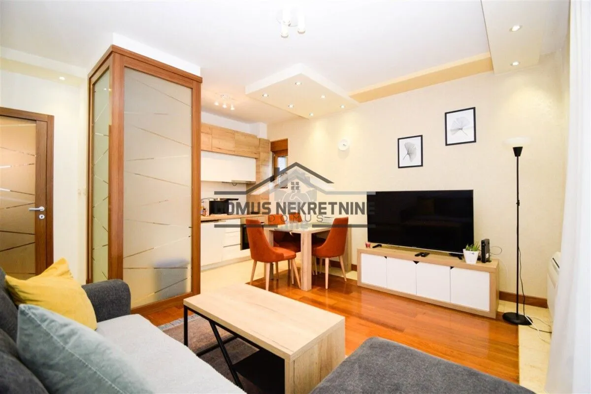 Rent, two bedroom apartment, 68m², Centar, Podgorica