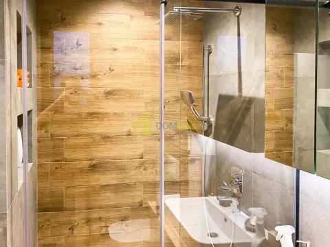 Izdavanje, dvosoban stan, 120m², Centar, Podgorica - image 7