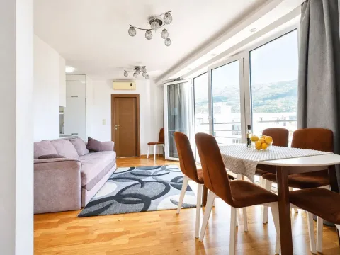 Prodaja, dvosoban stan, 49m², Budva, Crna Gora - image 1