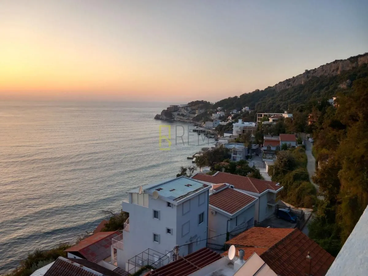 Sale, house, 380m², Kruče, Ulcinj