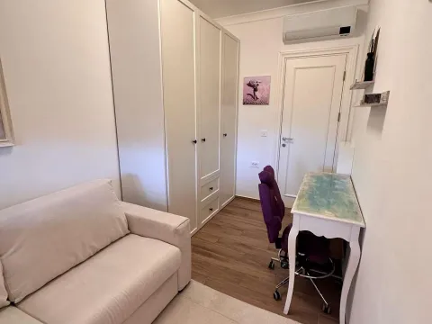 Rent, two bedroom apartment, 70m², Kava, Tivat - image 7