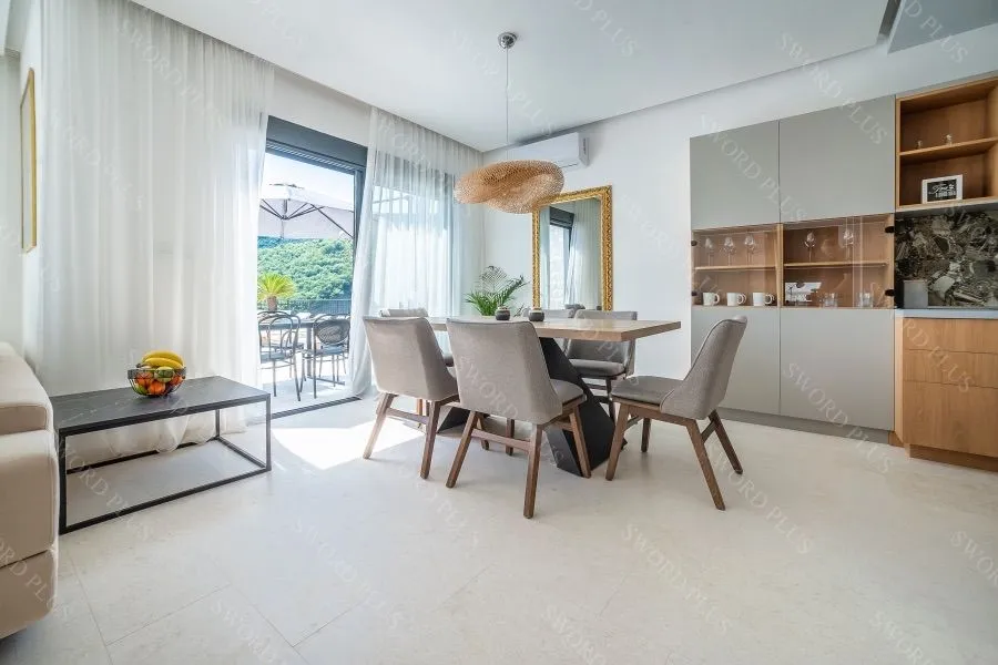 Sale, house, 160m², Centar, Budva