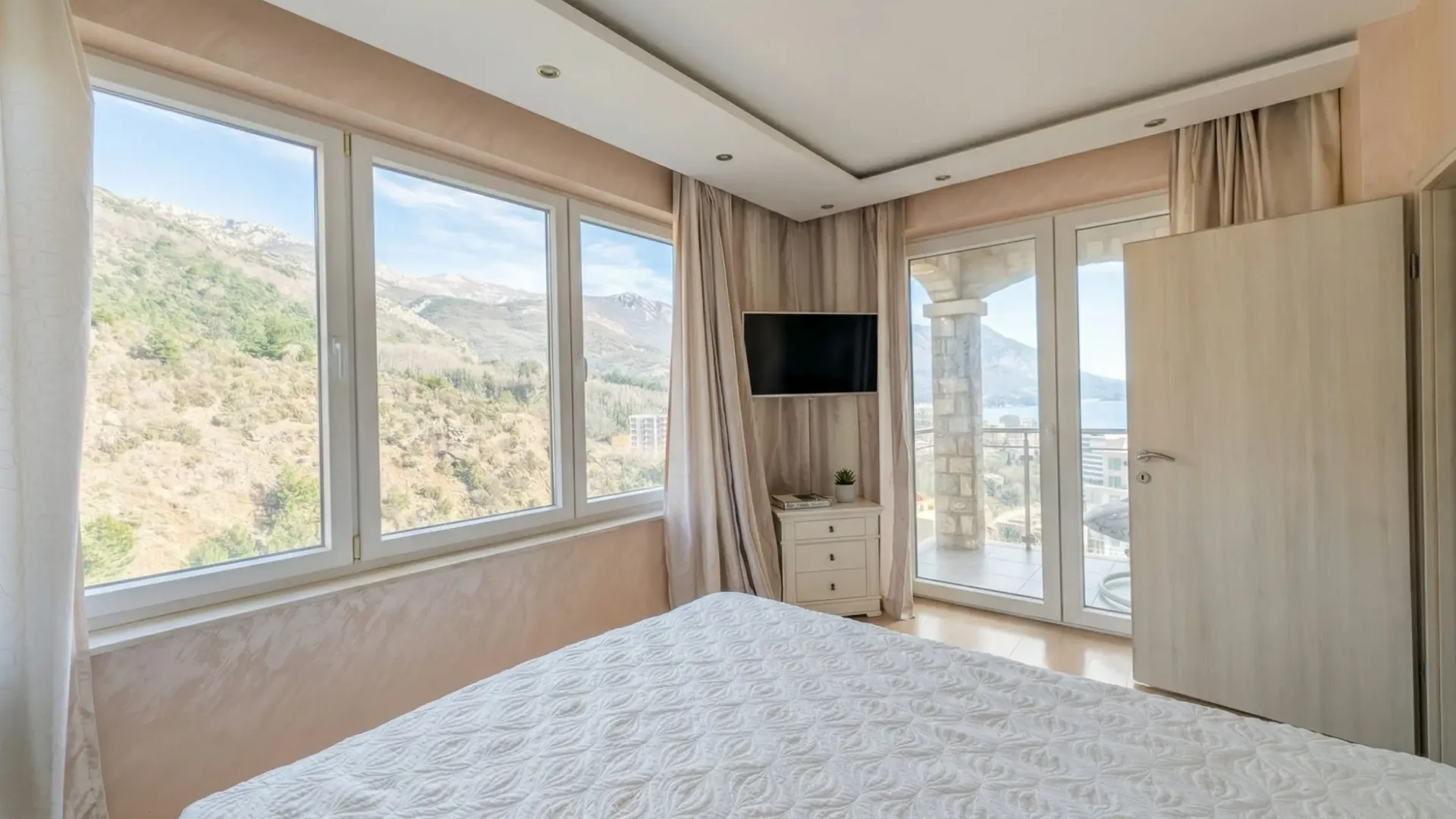 Prodaja, stan, 65m², Bečići, Budva