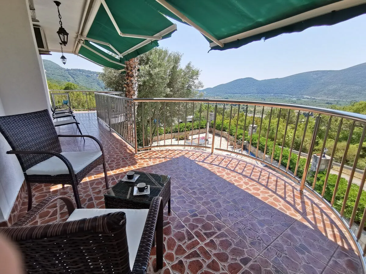 Prodaja, kuća, 234m², Prijevor, Budva