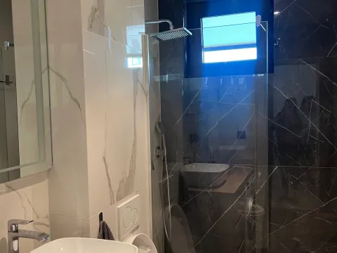 Rent, one bedroom apartment, 45m², Vezirov Most, Podgorica - image 9