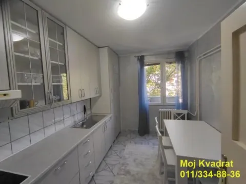 Izdavanje, dvosoban stan, 51m², Karaburma, Palilula Sve Podlokacije - image 4