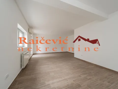 Prodaja, poslovni prostor, 59m², Kalenić Pijaca, Vračar Sve Podlokacije - image 6