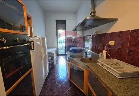 Izdavanje, kuća, 280m², Gorica C, Podgorica - image 17