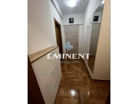 Izdavanje, dvosoban stan, 43m², Vračar Sve Podlokacije, Beograd - image 8
