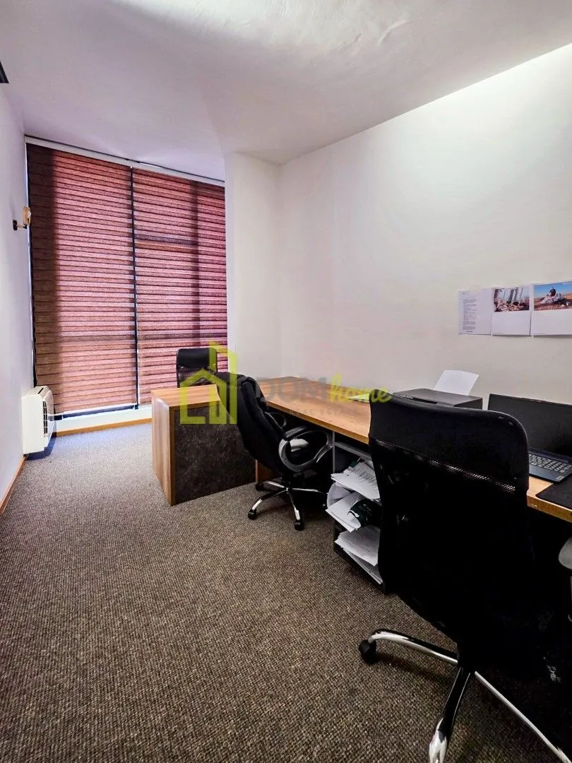 Rent, four bedroom apartment, 160m², Stari Aerodrom, Podgorica