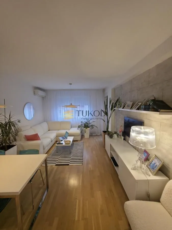 Prodaja, trosoban stan, 57m², Podbara, Novi Sad Sve Podlokacije
