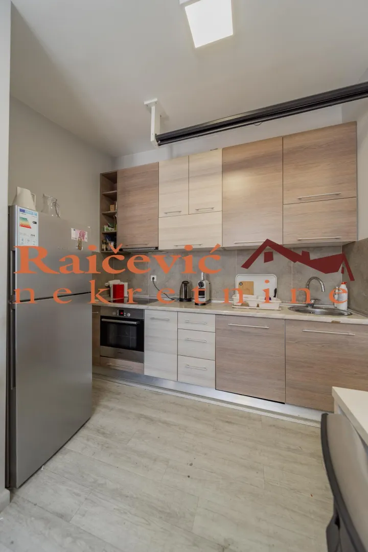 Sale, apartment, 118m², Zvezdara Sve Podlokacije, Beograd