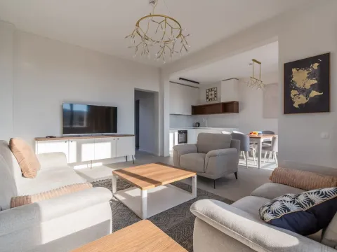 Prodaja, kuća, 220m², Reževići, Budva - image 4