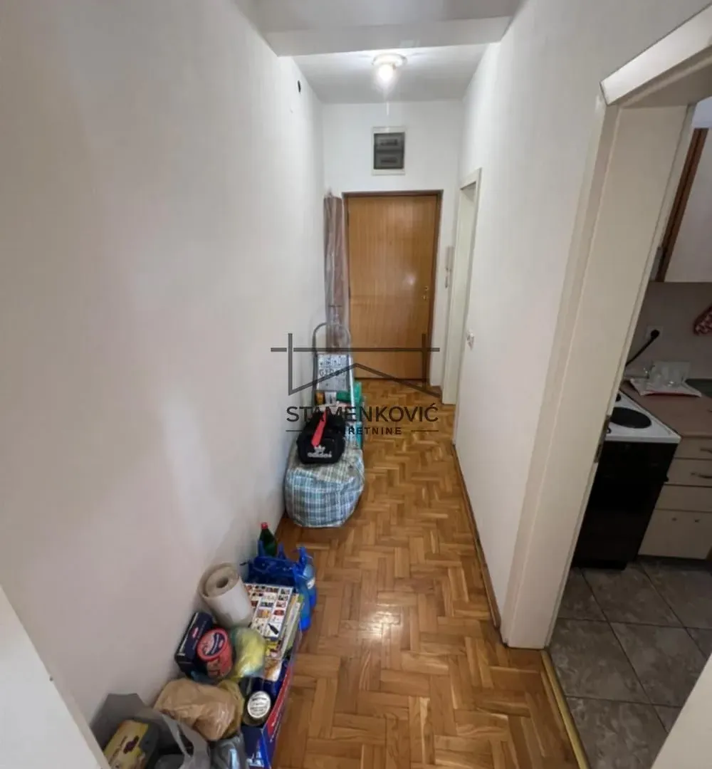 Prodaja, jednosoban stan, 30m², Nova Detelinara, Novi Sad Sve Podlokacije