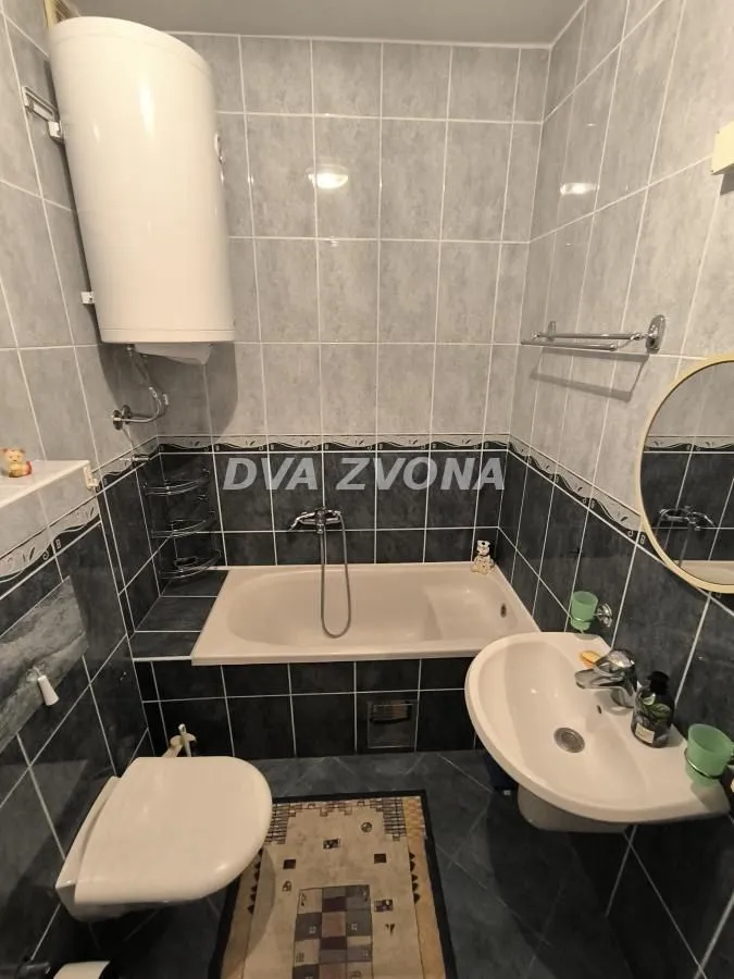 Izdavanje, dvosoban stan, 54m², Sajmište, Novi Sad