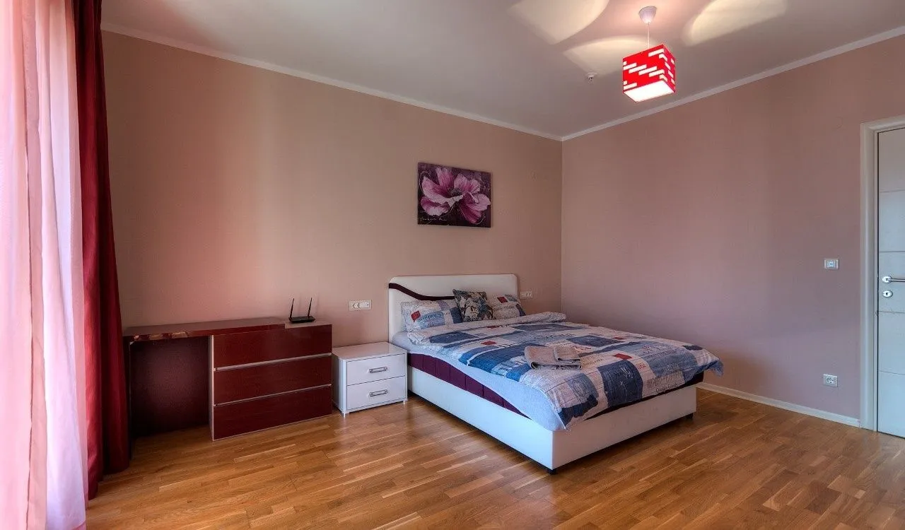 Prodaja, trosoban stan, 149m², Zavala, Budva