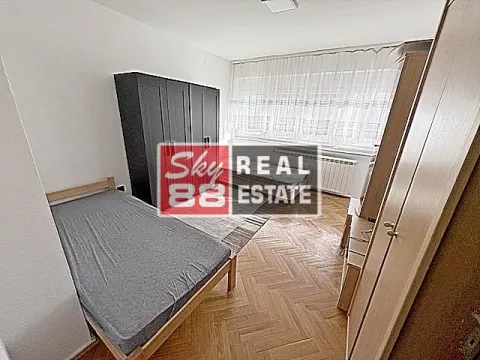 Izdavanje, četvorosoban stan, 115m², Savski Venac, Beograd - image 12