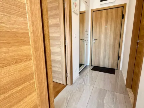 Rent, one bedroom apartment, 46m², New City, Podgorica - image 6