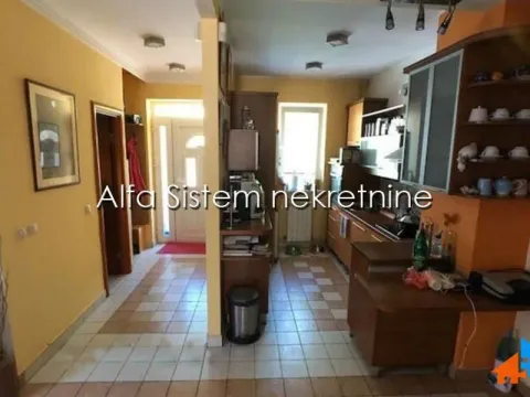 Izdavanje, kuća, 250m², Voždovac Sve Podlokacije, Beograd - image 6