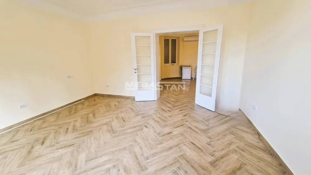 Izdavanje, dvosoban stan, 55m², Stari Grad, Beograd