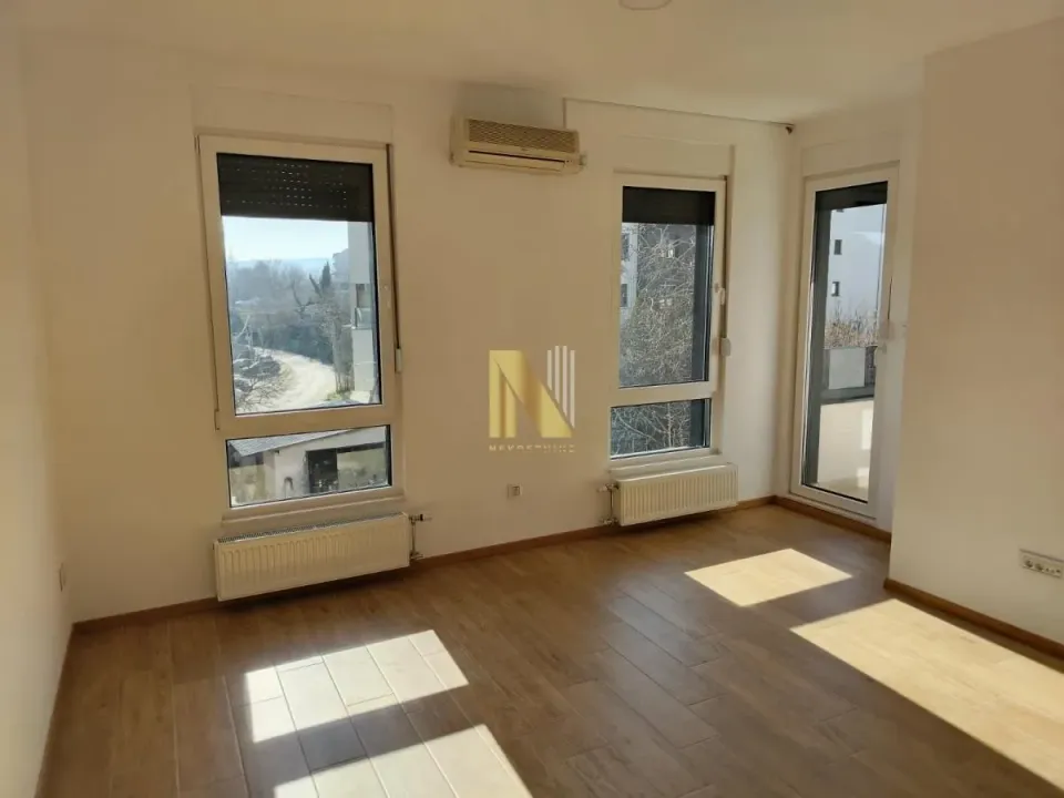 Izdavanje, dvosoban stan, 38m², Telep, Novi Sad Sve Podlokacije