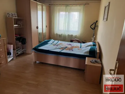 Prodaja, četvorosoban stan, 101m², Železnička Stanica, Novi Sad Sve Podlokacije - image 6