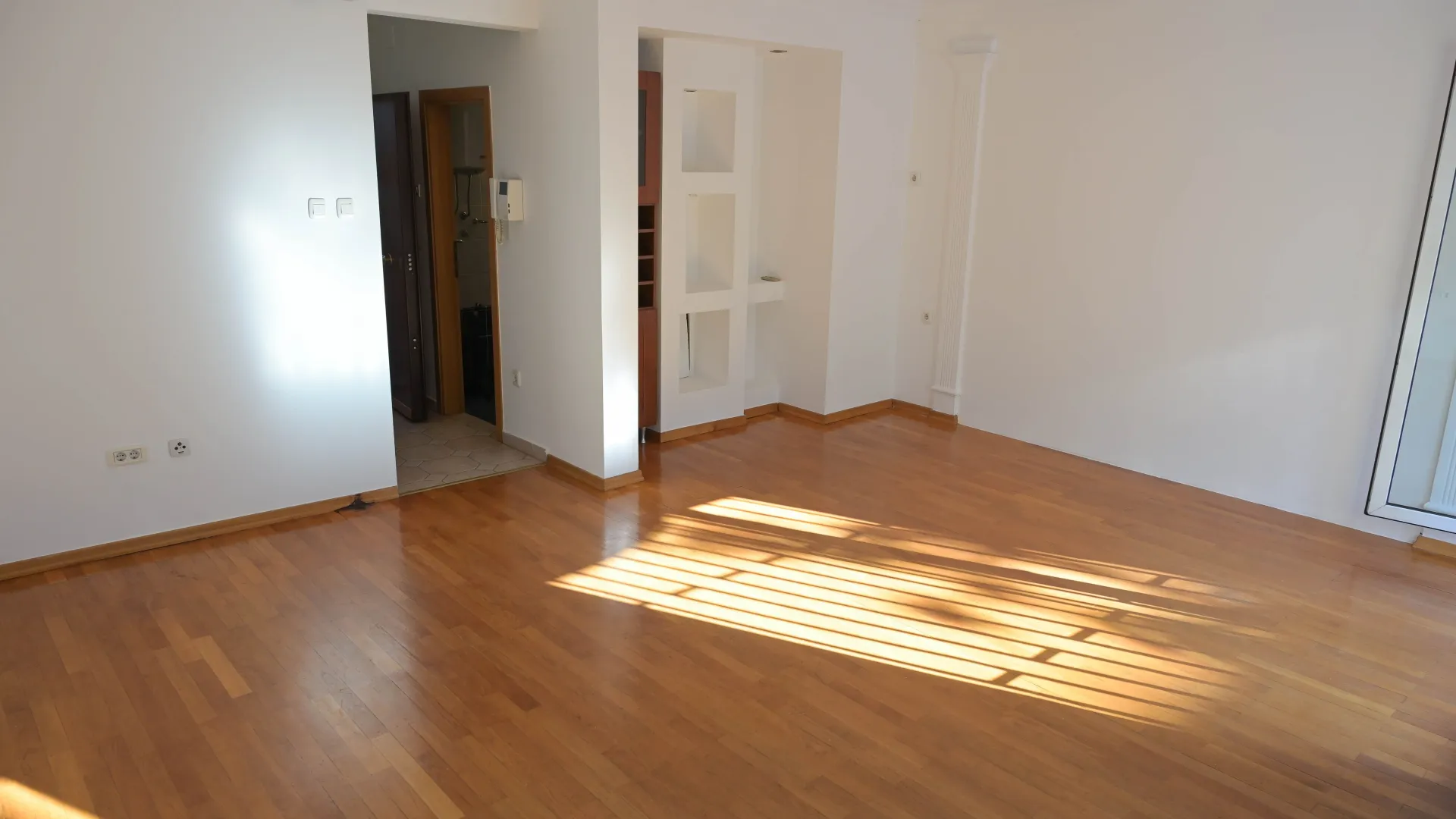 Sale, office space, 48m², Preko Morače, Podgorica