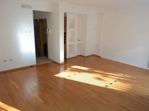 Prodaja, poslovni prostor, 48m², Preko Morače, Podgorica - image 5