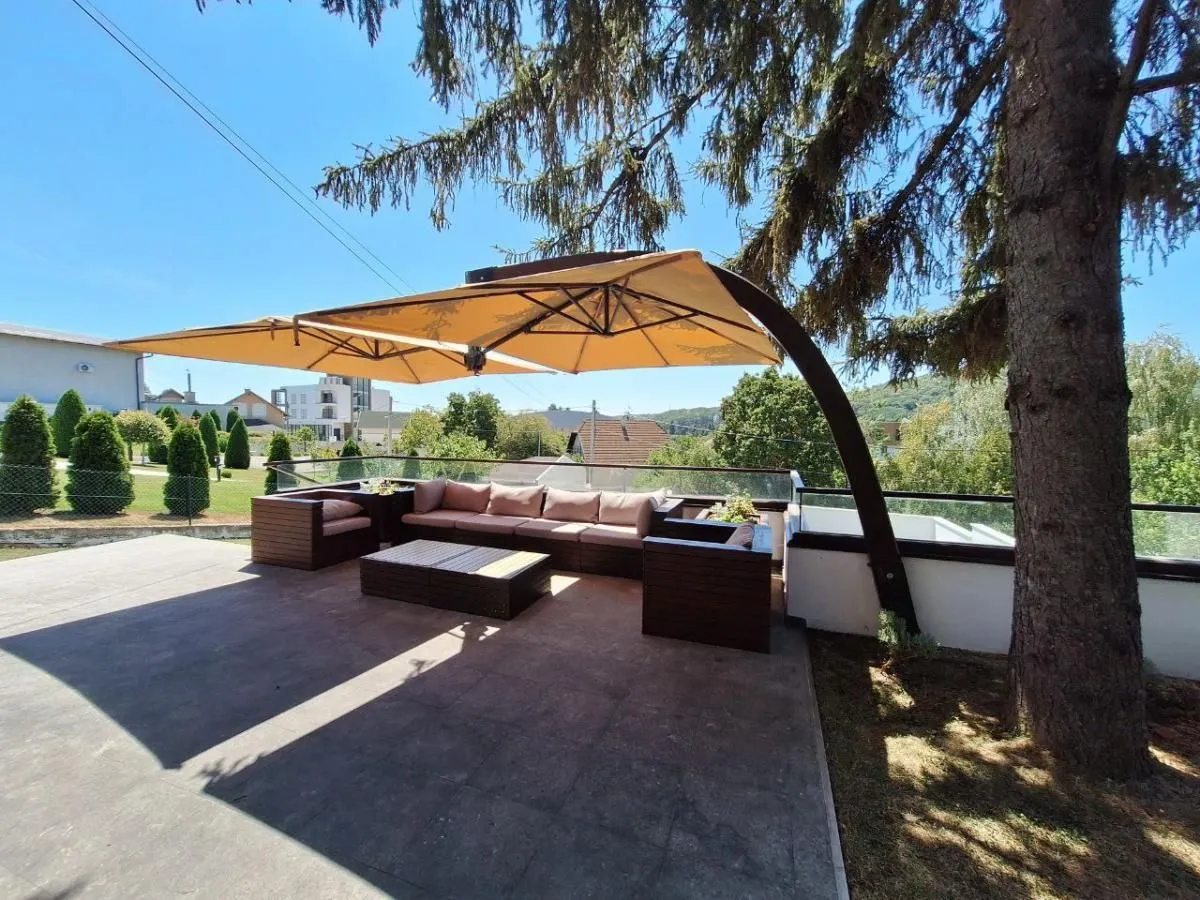 Sale, house, 253m², Banja Vrdnik, Irig